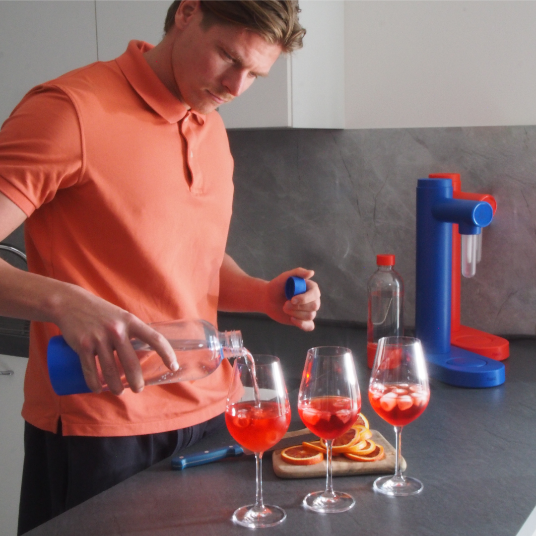 The Smart Office Water Dispenser Alternative: Less Cost, More Sustainability