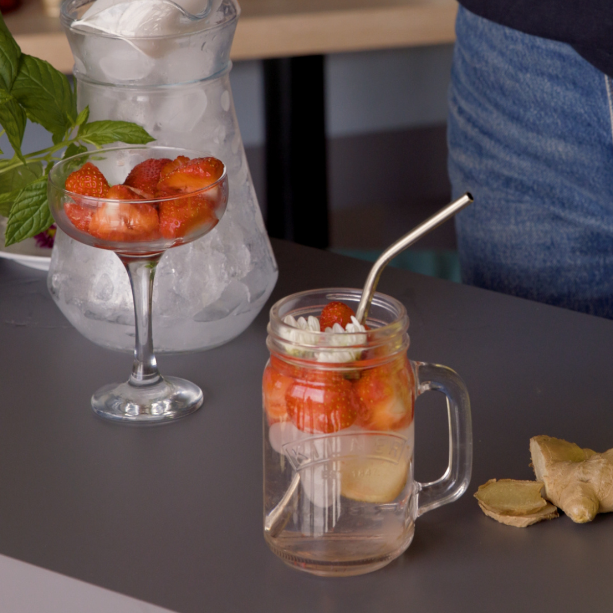 Sparkling Water Cocktails: 10 Recipes to Make with Your Soda Maker